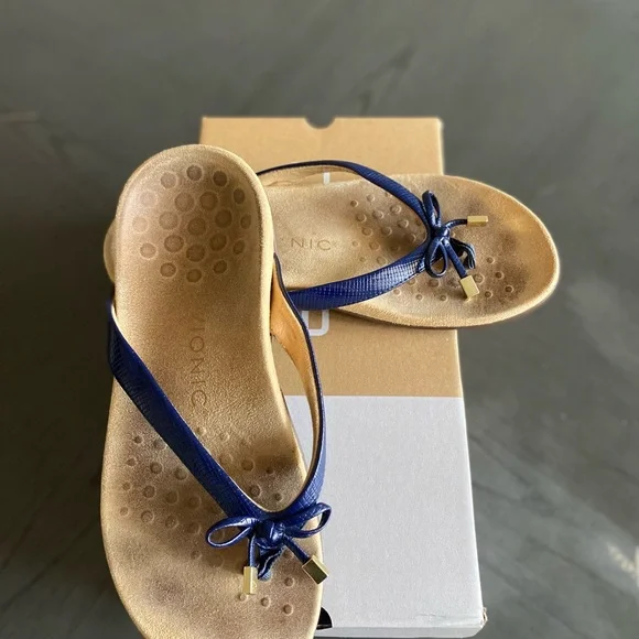 Vionic Womens Blue Sandals - Picture 3 of 4